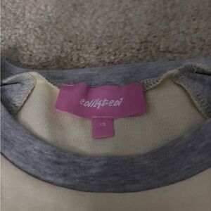 Salt & Teal Long Sleeve Crewneck Tee in Cream with Gray Trim - XS